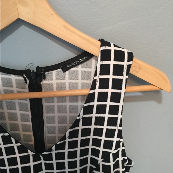 Black & white windowpane Papermoon dress // Small - Picture 2 of 4